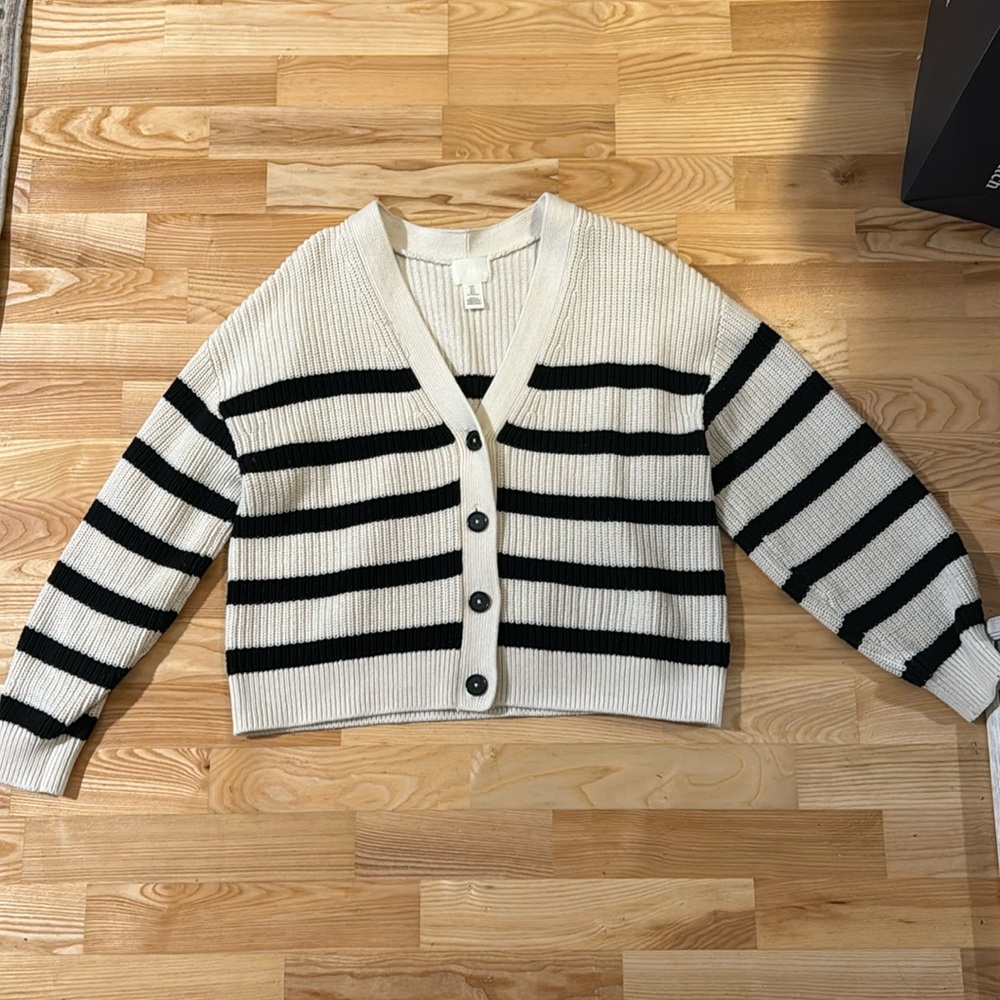 H&M Striped Cardigan L